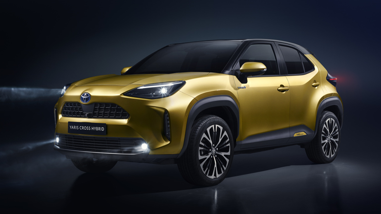 Υβριδικό και τετρακίνητο το μικρό SUV της Toyota